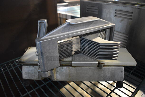 Metal Countertop Tomato Slicer. 15x7x8 - Image 3 of 3