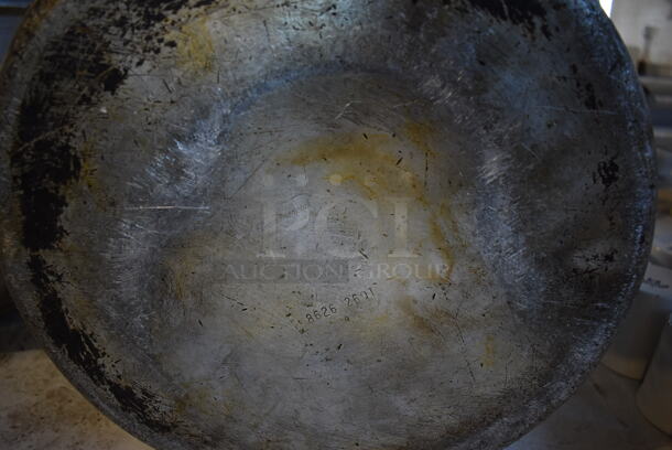 Metal Stock Pot. 17x15x10 - Image 4 of 5