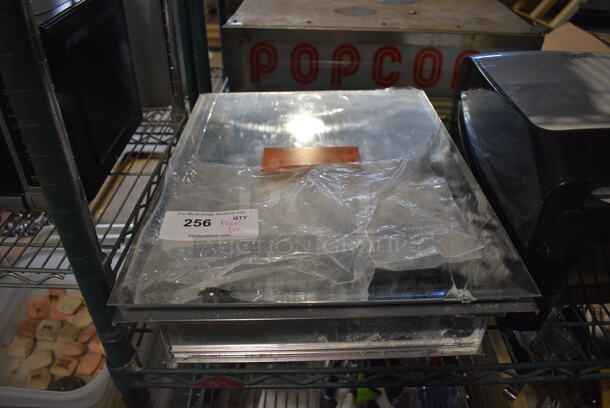 ALL ONE MONEY! Tier Lot of Various Poly Items Including Mirror and Poly Paper Towel Dispenser.   - Image 2 of 4