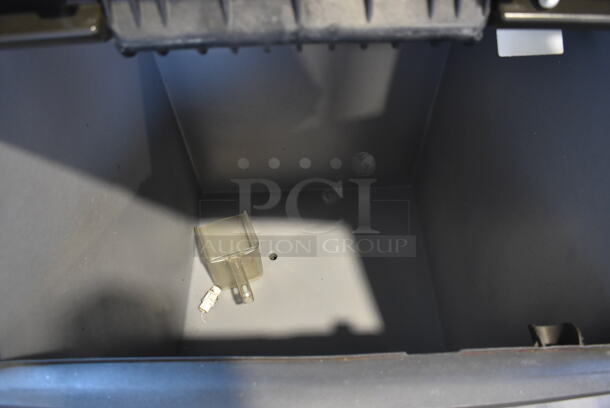 2011 Manitowoc ID0602A-261 Stainless Steel Commercial Ice Machine Head on Manitowoc B570 Commercial Ice Bin. 208-230 Volts, 1 Phase.  - Image 7 of 10