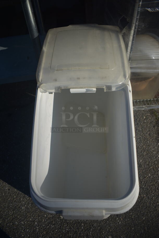 White Plastic Garbage Bin With Clear Lid On Commercial Casters. - Image 4 of 6