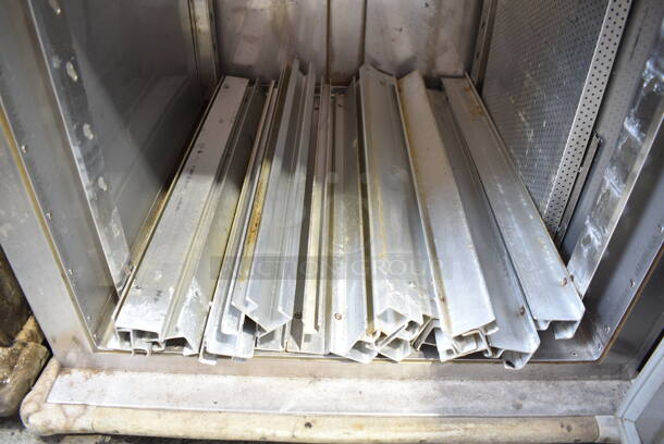 Precision RSU-201 Metal Commercial Heated Holding Cabinet on Commercial Casters. 120 Volts, 1 Phase. Tested and Working! - Image 7 of 9