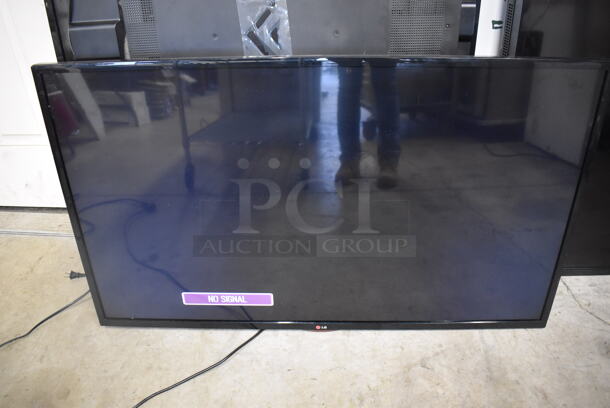 LG 50LN5100 50" Television. 120 Volts, 1 Phase. Buyer Must Pick Up - We Will Not Ship This Item. Tested and Working! - Image 5 of 6