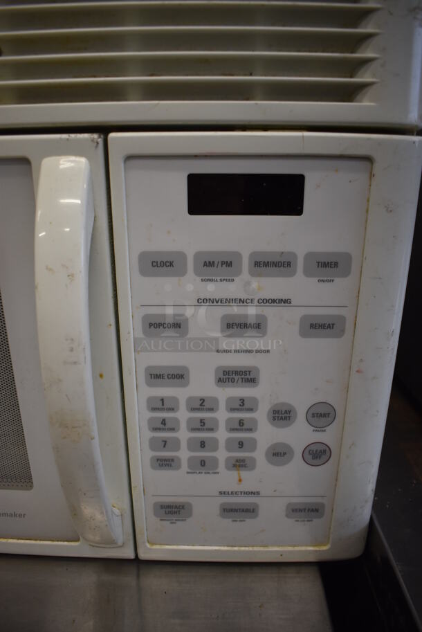 General Electric JVM1440WH04 Metal Microwave Oven w/ Plate. 120 Volts, 1 Phase. 30x16x16 - Image 4 of 6