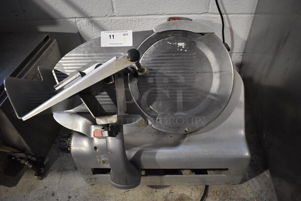 Berkel 818 Stainless Steel Commercial Countertop Automatic Meat Slicer w/ Blade Sharpener. 115 Volts, 1 Phase. 26x17x34. Tested and Working! - Image 1 of 7
