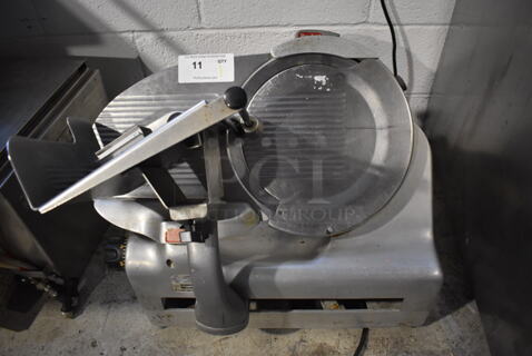 Berkel 818 Stainless Steel Commercial Countertop Automatic Meat Slicer w/ Blade Sharpener. 115 Volts, 1 Phase. 26x17x34. Tested and Working!