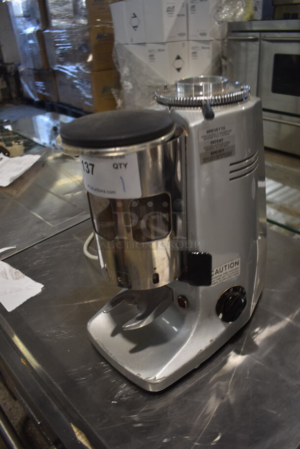 Mazzer Luigi MAJOR AUT Stainless Steel Commercial Countertop Espresso Bean Grinder Base. 110 Volts, 1 Phase. Tested and Working! - Image 3 of 5