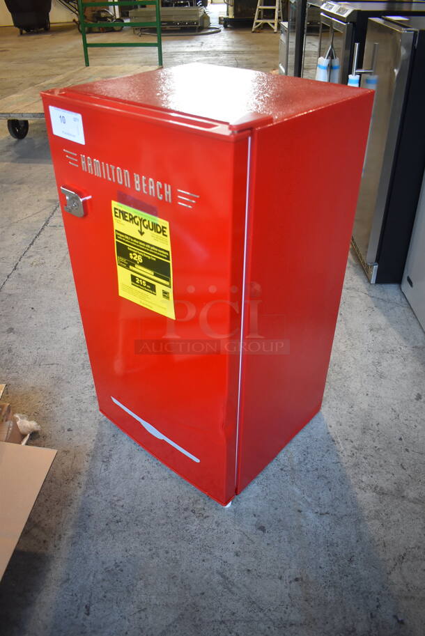 BRAND NEW SCRATCH AND DENT! Hamilton Beach Electric Powered Free Standing Red Cooler with Door Organization. 115V 1 Phase Tested and Working! - Image 3 of 5