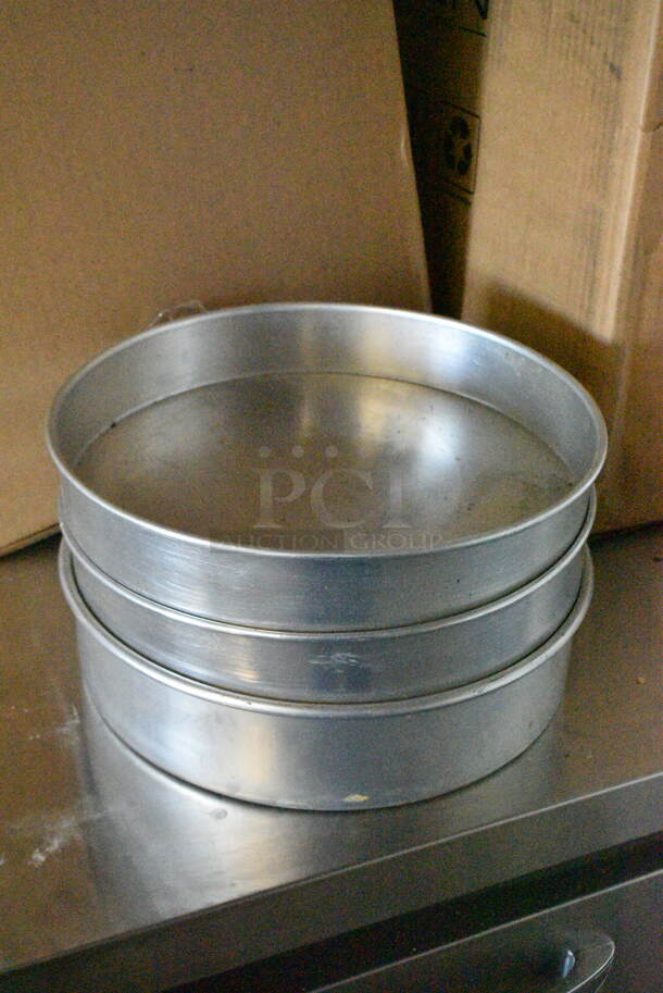 7 Various Items Including Silverware Cups, Metal Round Baking Pans. 7 Times Your Bid!  - Image 5 of 6