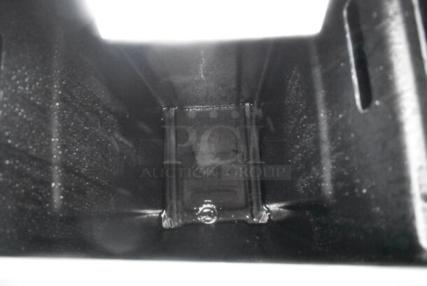 BRAND NEW SCRATCH AND DENT! Rubbermaid 6901961627GS  Configure 23 Gallon Stenni Gray 1 Stream Organic Waste Square Indoor Recycling Container - Image 5 of 5