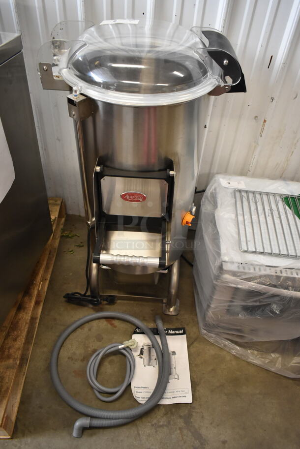 BRAND NEW SCRATCH AND DENT! 2022 Avantco 177PPF40 Stainless Steel Commercial Floor Style 40 Pound Potato Peeler. 120 Volts, 1 Phase. Tested and Working! - Image 2 of 11