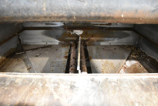 2 Blodgett 981 Metal Commercial Natural Gas Powered Double Deck Pizza Ovens. 50,000 BTU. 2 Times Your Bid! - Image 6 of 9