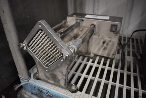 Metal Countertop Vegetable Cutter. 11x14x9