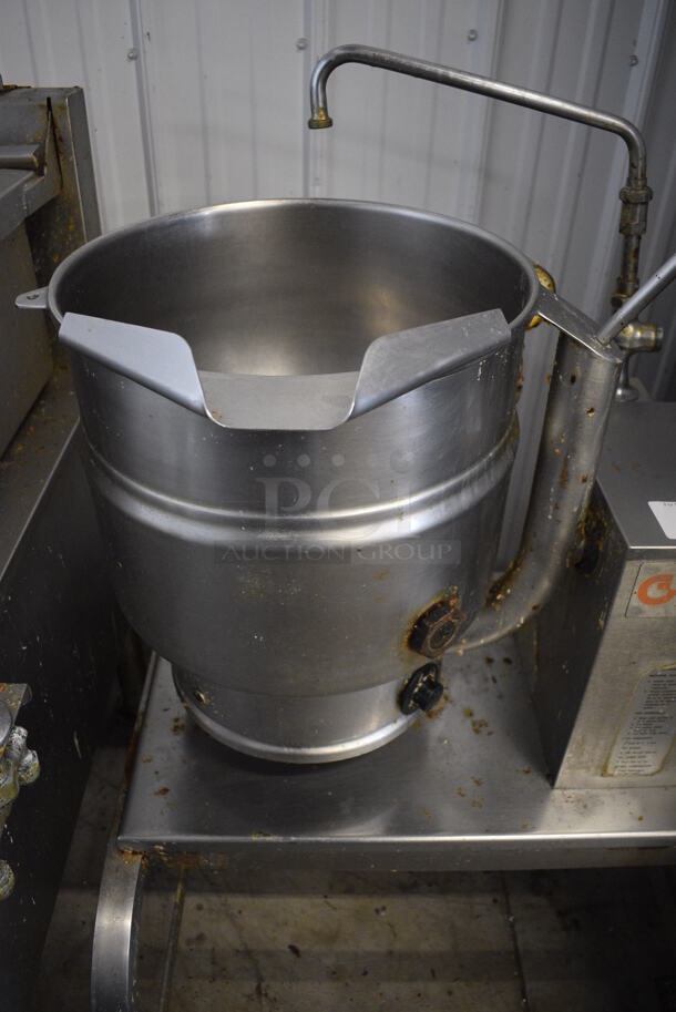 Groen Stainless Steel Commercial Floor Style Tilting Steam Kettle. 208 Volts, 1 Phase. 28x30x46 - Image 5 of 8