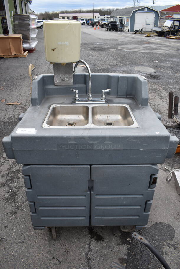 Cambro KSC402 Gray Poly Portable Sink w/ Faucet, Handles and 2 Bays on Commercial Casters. 42x32x62