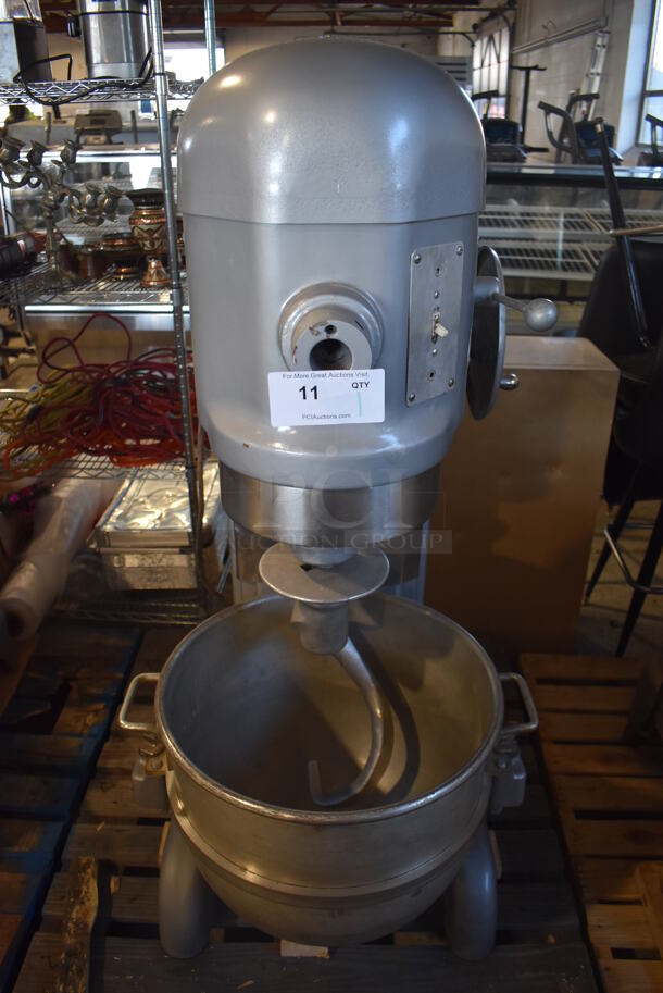 REFURBISHED! Hobart H-600 Metal Commercial Floor Style 60 Quart Planetary Dough Mixer w/ Stainless Steel Mixing Bowl and Dough Hook Attachment. 230 Volts, 1 Phase. Unit Has Been Professionally Refurbished! 28x40x56 - Image 9 of 10
