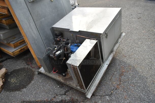2 Polar Pak SELF CONTAINED Walk In Boxes; 8'x6' Cooler and 8'x6' Freezer. Comes w/ Kolpak PC050T2 115 Volt Evaporator, Copeland ASE35C4-CAA-901 115 Volt, 1 Phase Compressor, Kolpak PF199T3 208-240 Volt, 1 Phase Evaporator and Tecumseh AW459EH-411-J7 208-230 Volt, 1 Phase Compressor. 2 Times Your Bid! - Image 6 of 12