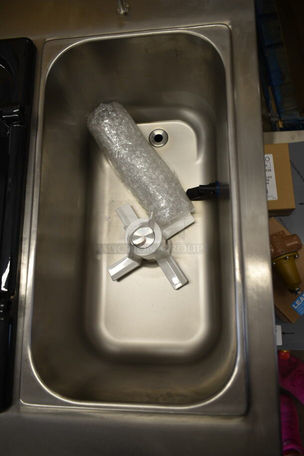 BRAND NEW! Spaceman 6690-CL Stainless Steel Commercial Countertop Air Cooled 2 Flavor Frozen Beverage Slushy Machine. 220 Volts, 1 Phase. - Image 5 of 12
