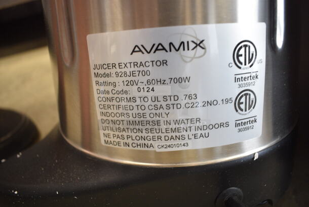 LIKE NEW! 2024 AvaMix 928JE700 Stainless Steel Commercial Countertop Juicer. 120 Volts, 1 Phase. Tested and Working! - Image 6 of 6