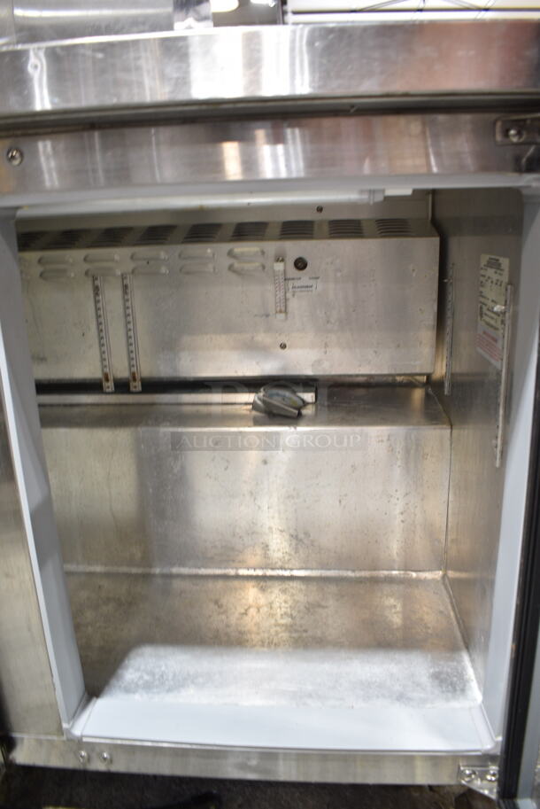 Continental SW72-GD Stainless Steel Commercial 3 Door Back Bar Cooler Merchandiser on Commercial Casters. 115 Volts, 1 Phase. Tested and Working! - Image 3 of 6