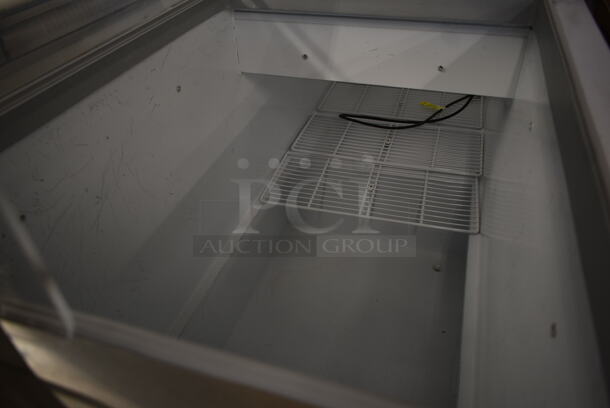 Master-Bilt DD-66 Metal Commercial Dipping Cabinet. 208-230 Volts, 1 Phase.  - Image 4 of 5