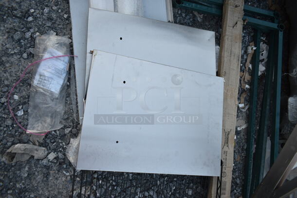 BRAND NEW SCRATCH AND DENT! All One Money! Lot of Various Items Including Black Wire Shelf, Green Shelf Frames and Metal Pieces - Image 3 of 9
