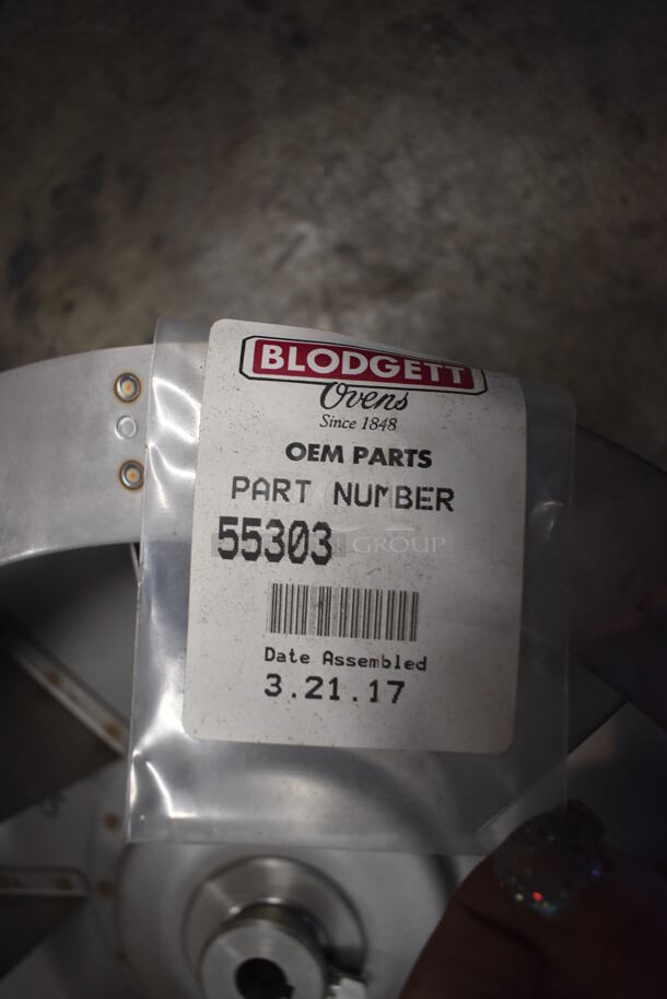 Box of Blodgett Parts Including 54791 Burner and 55303 Blower Wheel Key. - Image 6 of 8