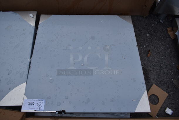 BRAND NEW SCRATCH AND DENT! Regency 600TSB3072S 30" x 72" 16-Gauge Stainless Steel Commercial Work Table with 4" Backsplash and Undershelf - Image 3 of 6