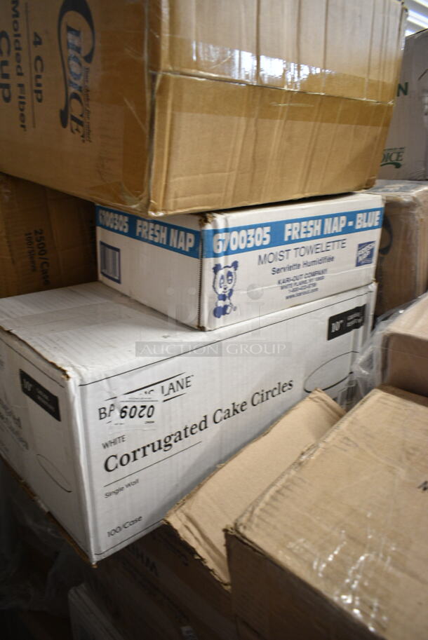 PALLET LOT of 30 BRAND NEW Boxes Including 2 Box 128HDLDBULK ChoiceHD Microwavable Translucent Plastic Deli Container Lid - 480/Case, 5002BNAPWH Choice 2-Ply White Beverage / Cocktail Napkin - 3000/Case, Choice Black Beverage Napkins, 612OB4LB Choice 4 lb. Oblong Foil Take-Out Container - 250/Case, 795PTOKFT1 Choice 4 5/8" x 3 1/2" x 2 1/2" Kraft Microwavable Folded Paper #1 Take-Out Container - 450/Case, 4 Box 130ROLLKFSSV Visions 17" x 17" Pre-Rolled Linen-Feel White Napkin and Silver Heavy Weight Plastic Cutlery Set - 100/Case, 500LFLAT Choice Clear Flat Lid with Straw Slot - 9, 12, 16, 20, and 24 oz. - 1000/Case, Bakers Lane Corrugated Cake Circles, Moist Towelettes, Choice Molded Fiber Cup Carrier, 4 Box 5013858HVY Lavex Hercules 55 Gallon 2 Mil 38" x 58" Low Density Heavy-Duty Black Can Liner / Trash Bag - 50/Case. 30 Times Your Bid! - Image 11 of 12