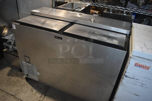 Perlick Model FR48SS Stainless Steel Commercial Bottled Back Bar Cooler w/ 2 Sliding Lids on Commercial Casters. 115 Volts, 1 Phase. 48x25x40. Tested and Working! - Image 2 of 8
