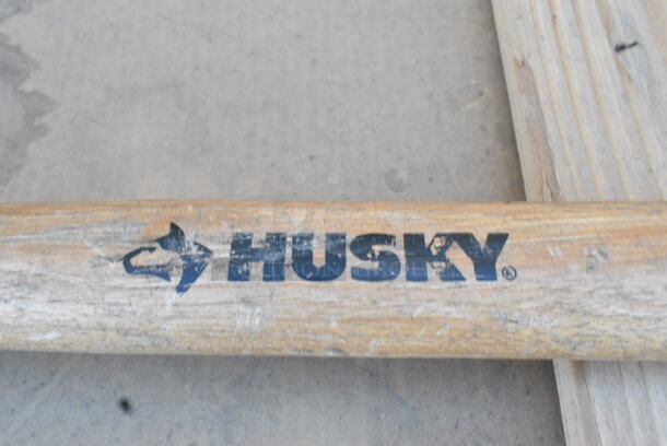 Husky Pick Axe - Image 5 of 5