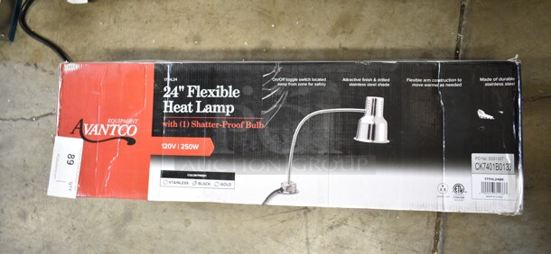 BRAND NEW SCRATCH AND DENT! Avantco 177HL24BK 24" Black Single Arm Bulb Warmer Flexible Heat Lamp. 120 Volts, 1 Phase. Tested and Working! - Image 2 of 3