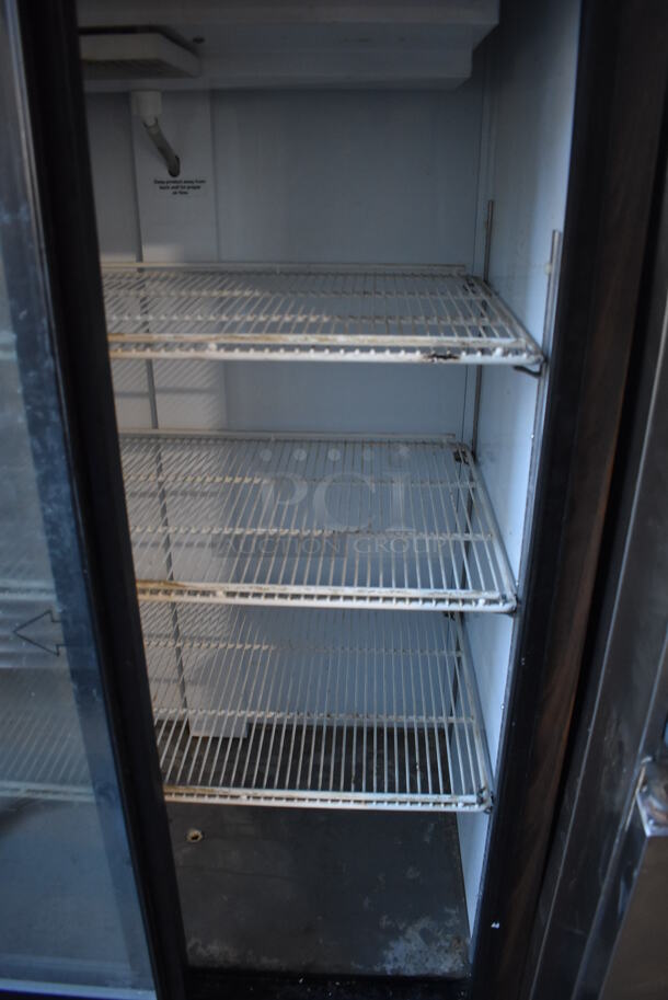Beverage Air MT17 Metal Commercial 2 Door Reach In Cooler Merchandiser. 115 Volts, 1 Phase. 36x24x61. Tested and Working! - Image 5 of 6