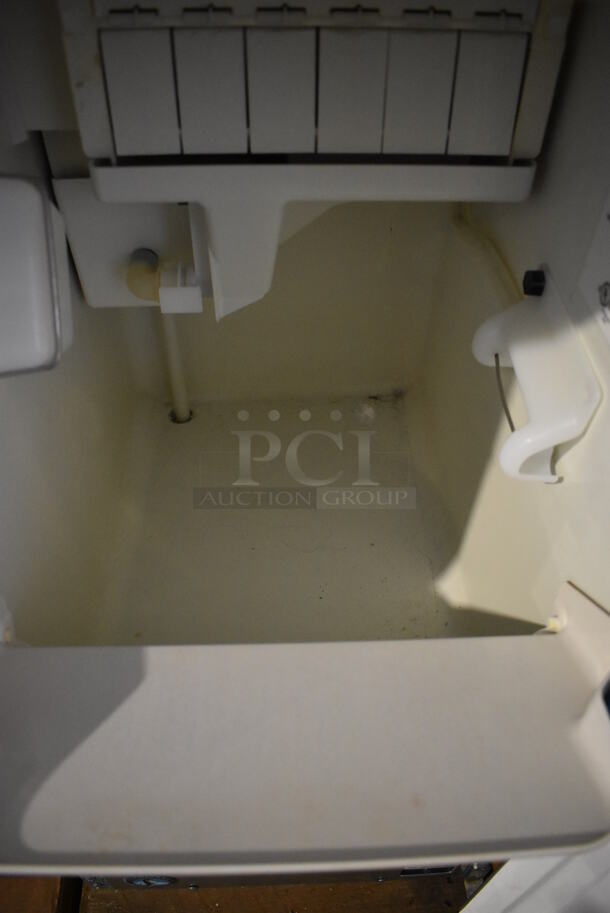 LIKE NEW! 2011 Hoshizaki AM-50BAE Stainless Steel Commercial Self Contained Slim Line Ice Machine. 115-120 Volts, 1 Phase. Unit Has Only Been Used a Few Times! - Image 5 of 7