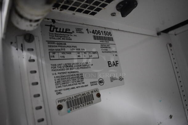 True Model GDM-05 Metal Commercial Mini Coolers w/ Poly Coated Rack. 115 Volts, 1 Phase. 24x24x36. Tested and Working! - Image 5 of 5