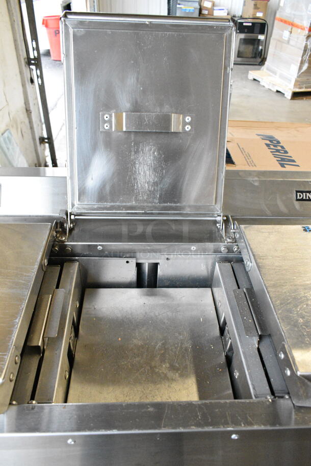 Dinex Carlisle DXIDPC30180 Stainless Steel Commercial Plate Heater on Commercial Casters. 208 Volts, 1 Phase. - Image 6 of 9