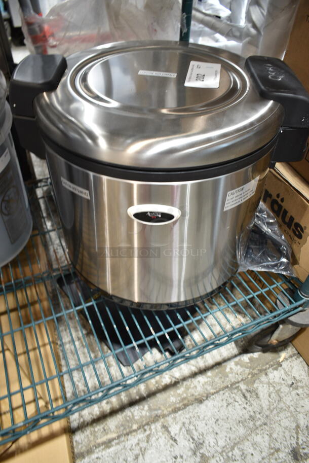 BRAND NEW SCRATCH AND DENT! 2023 Avantco 177RW90 Stainless Steel 92 Cup Electric Rice Warmer. 120 Volts, 1 Phase. Tested and Working! - Image 2 of 5