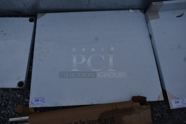 BRAND NEW SCRATCH AND DENT! Regency 600TSB3048S 30" x 36" 16-Gauge 304 Stainless Steel Commercial Work Table with Undershelf - Image 3 of 5