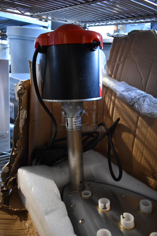 IN ORIGINAL BOX! Galaxy 177GLXYGW Metal Countertop Glass Washer. Missing Brushes. 120 Volts, 1 Phase. Tested and Working! - Image 4 of 5