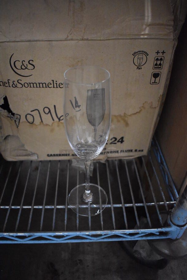 2 Boxes of BRAND NEW! Items; 18 Chef & Sommelier Wine Glasses and 16 Reno White Ceramic Plates. Includes 9x9x2, 2.5x2.5x9. 2 Times Your Bid! - Image 5 of 12