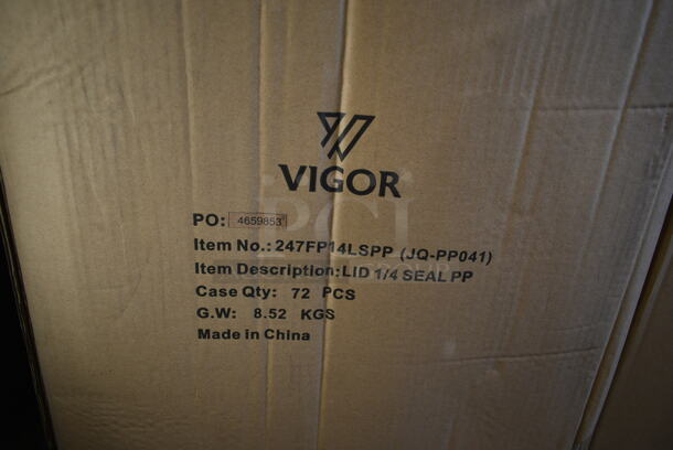 Box of 72 BRAND NEW IN BOX! Vigor 247FP14LSPP 1/4 Size Translucent Polypropylene Secure Sealing Lid - Image 3 of 4