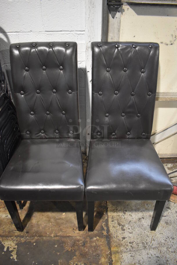 2 Black Dining Chairs. 16x24x41. 2 Times Your Bid!