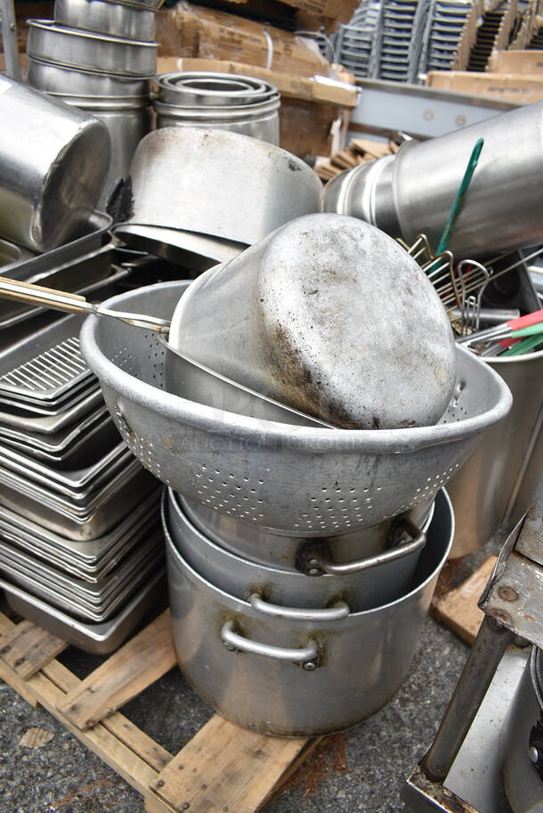 ALL ONE MONEY! PALLET LOT of Various Metal Items Including Drop In Bins, Stock Pots, Colander, Cylindrical Drop In Bins - Image 2 of 12