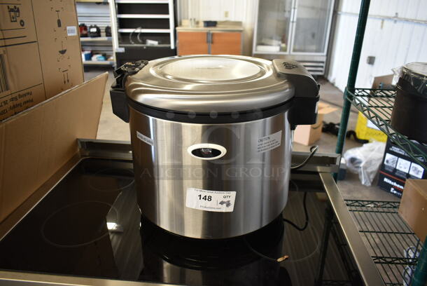 BRAND NEW SCRATCH AND DENT! 2023 Avantco 177RW90 Stainless Steel Commercial Countertop Electric Powered Rice Cooker. 120 Volts, 1 Phase. Tested and Working! - Image 1 of 6