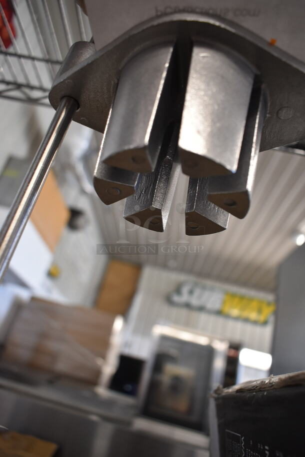 BRAND NEW SCRATCH AND DENT! Choice 4076WDG Metal Commercial Countertop Fruit and Vegetable Wedger. - Image 4 of 4