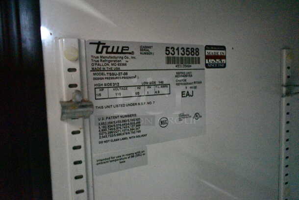 True TSSU-27-08 Stainless Steel Commercial Sandwich Salad Prep Table Bain Marie Mega Top on Commercial Casters. 115 Volts, 1 Phase. Tested and Powers On But Does Not Get Cold - Image 7 of 8