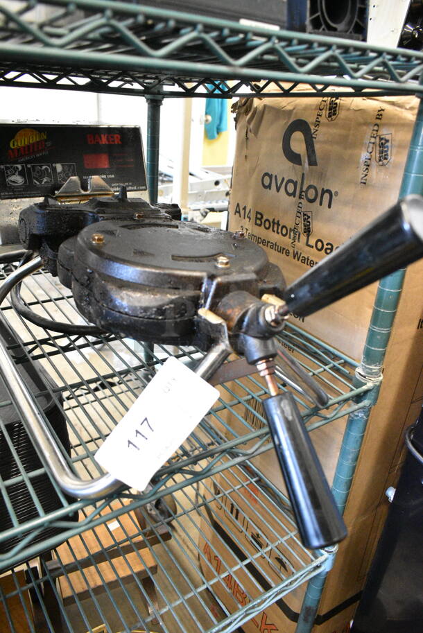 Metal Commercial Countertop 4 Small Waffle Maker. 120 Volts, 1 Phase. Tested and Working! - Image 2 of 6