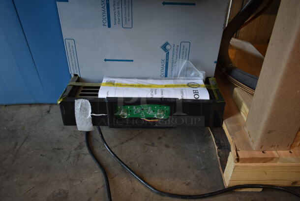 BRAND NEW SCRATCH AND DENT! 2022 Hoshizaki DCM-271BAH Stainless Steel Commercial Countertop Ice Machine and Water Dispenser. 115 Volts, 1 Phase.  - Image 3 of 5
