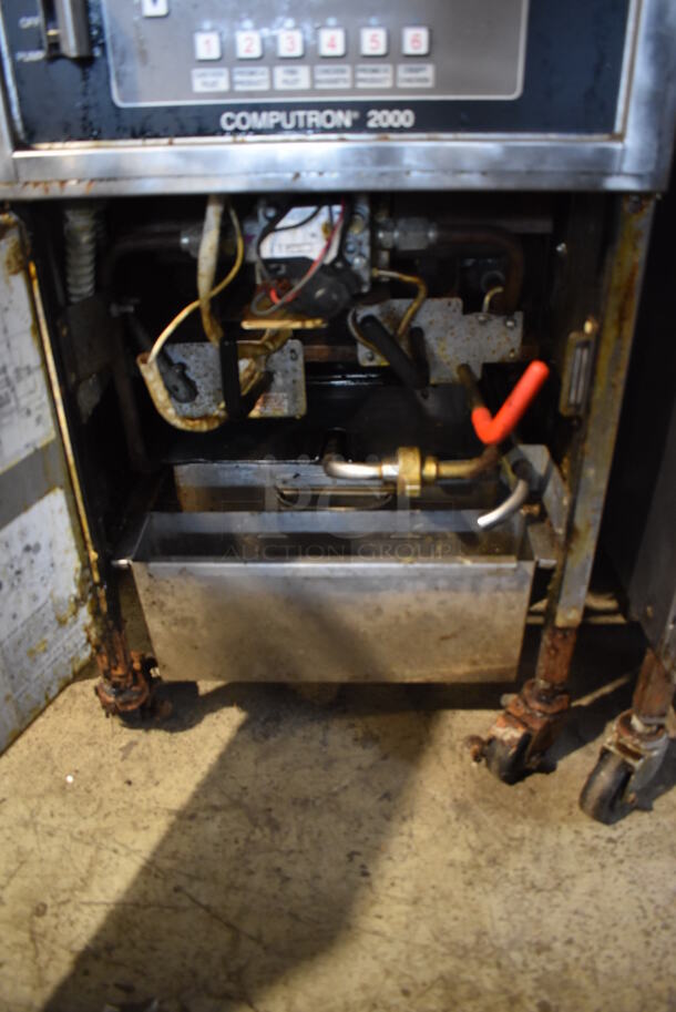 2016 Henny Penny 600C Stainless Steel Commercial Floor Style Natural Gas Powered Pressure Fryer on Commercial Casters. 80,000 BTU. 18x39x48 - Image 8 of 10