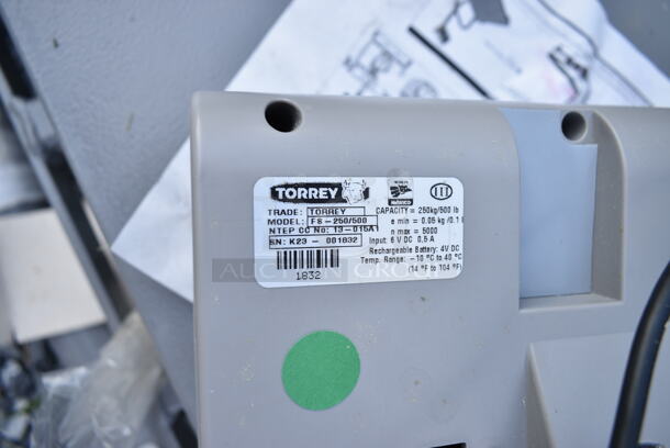 BRAND NEW SCRATCH AND DENT! Torrey F8-250/500 500 lb. Digital Receiving Scale with Tower Display, Legal for Trade - Image 5 of 5